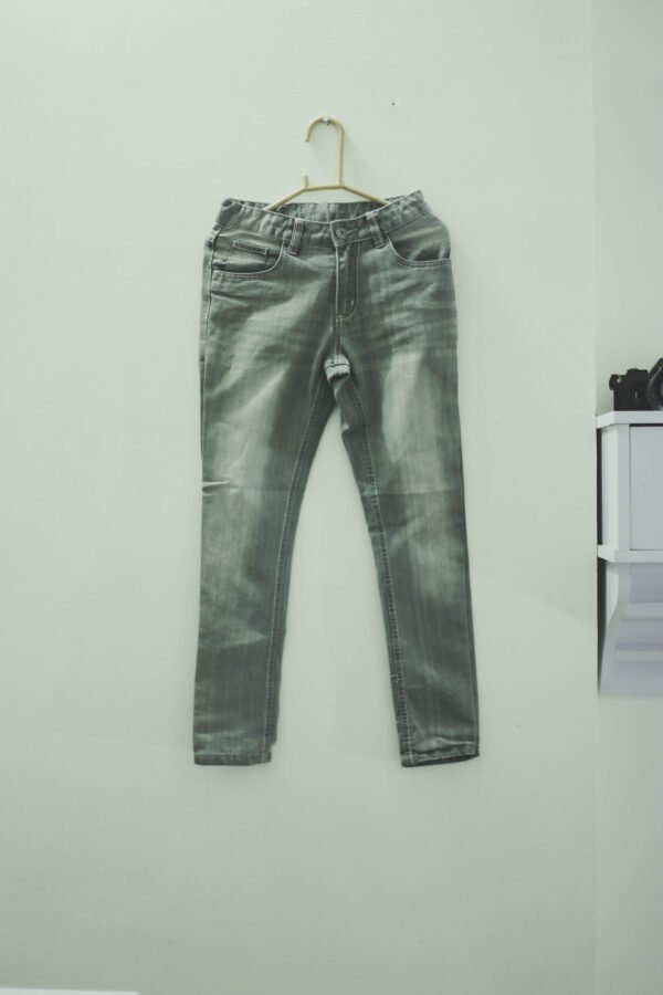 Street move Beautiful Grey Denim Jeans | 24 Inches
