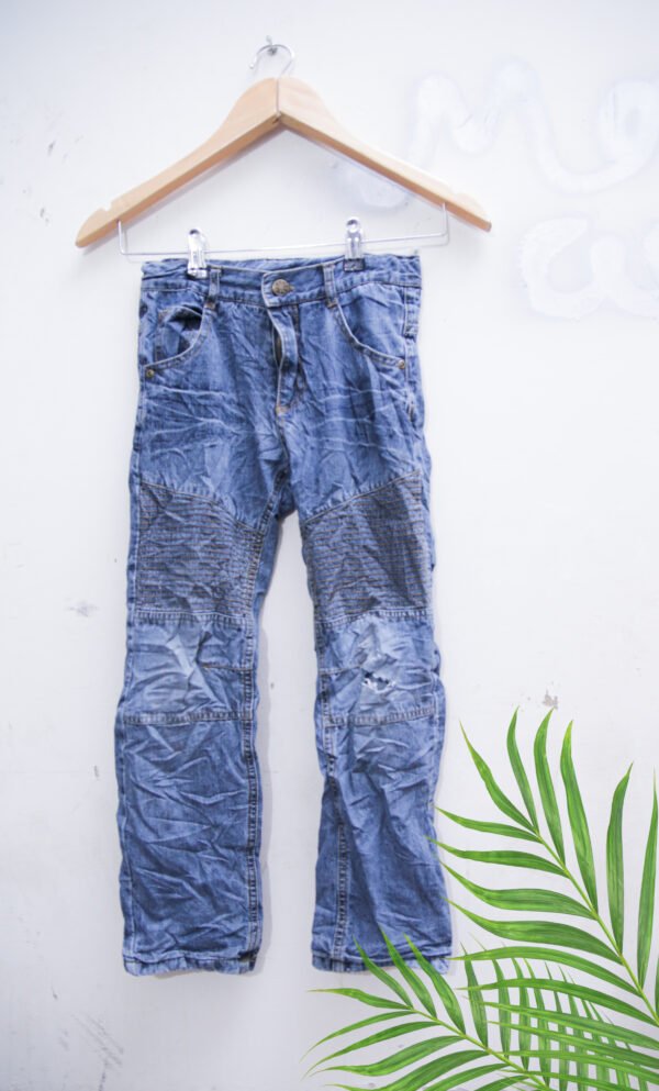 Lunda.pk.  Blue Jeans | Width 22 | Length 30