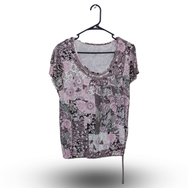 Lunda.Pk Multicolor Floral Printed Deep Neck Sleeves | Satan Jersey | Large